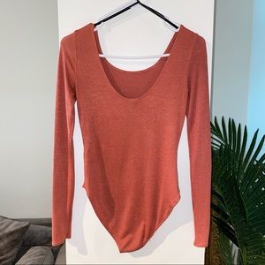 5 FOR $25! 
FOREVER 21 Fitted bodysuit!